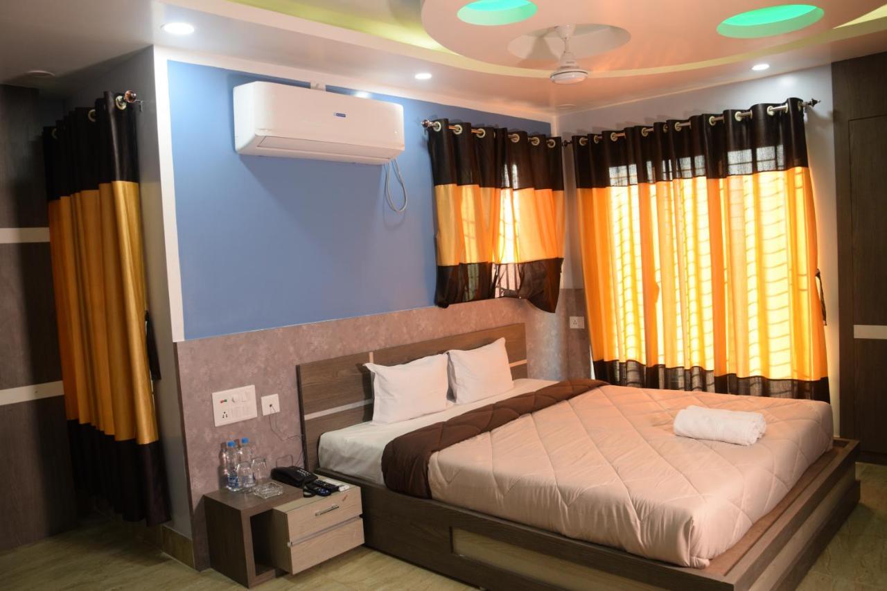 Hotel Nandini Baharampur Ngoại thất bức ảnh