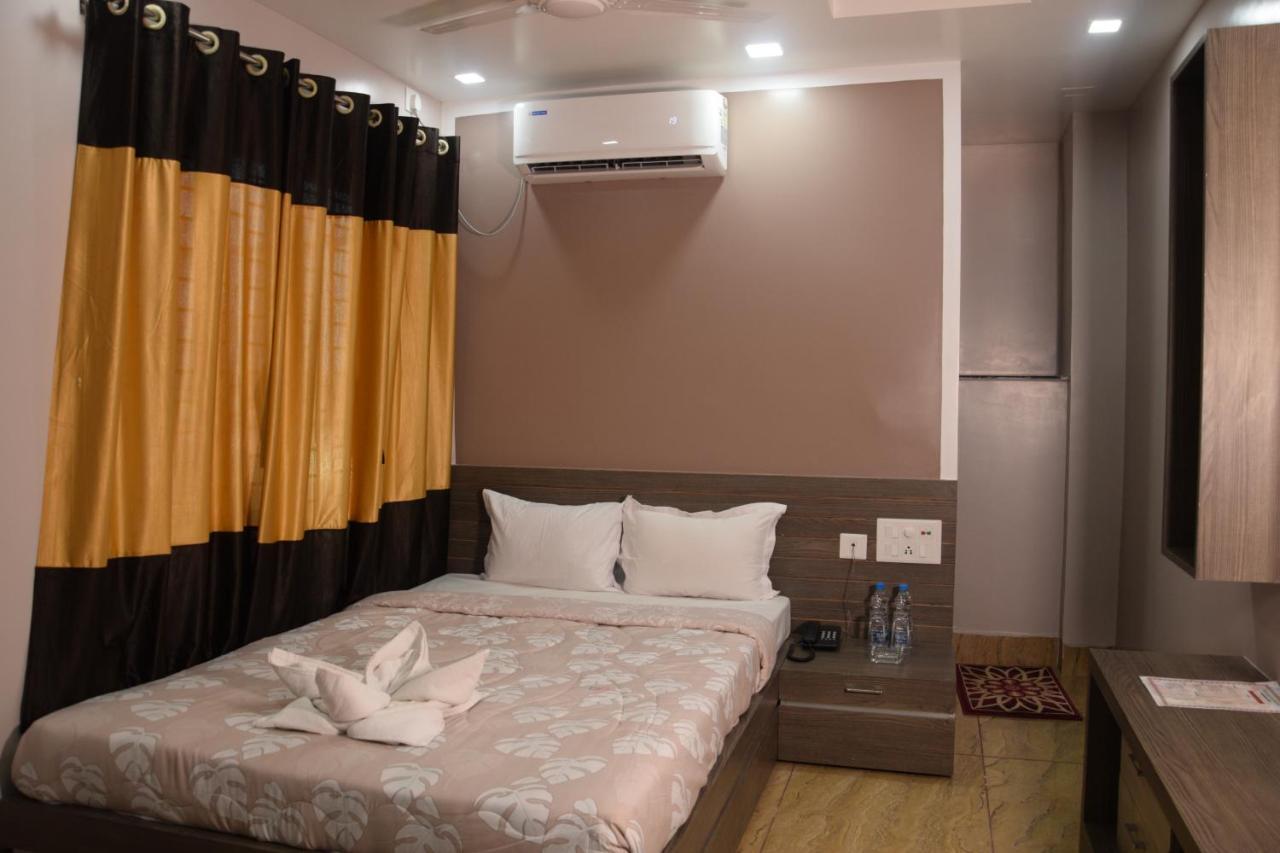 Hotel Nandini Baharampur Ngoại thất bức ảnh