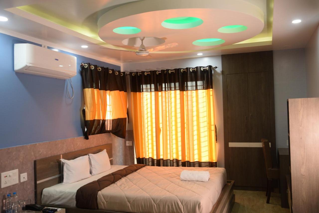 Hotel Nandini Baharampur Ngoại thất bức ảnh