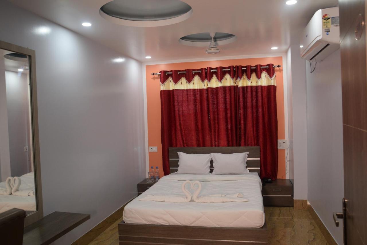 Hotel Nandini Baharampur Ngoại thất bức ảnh