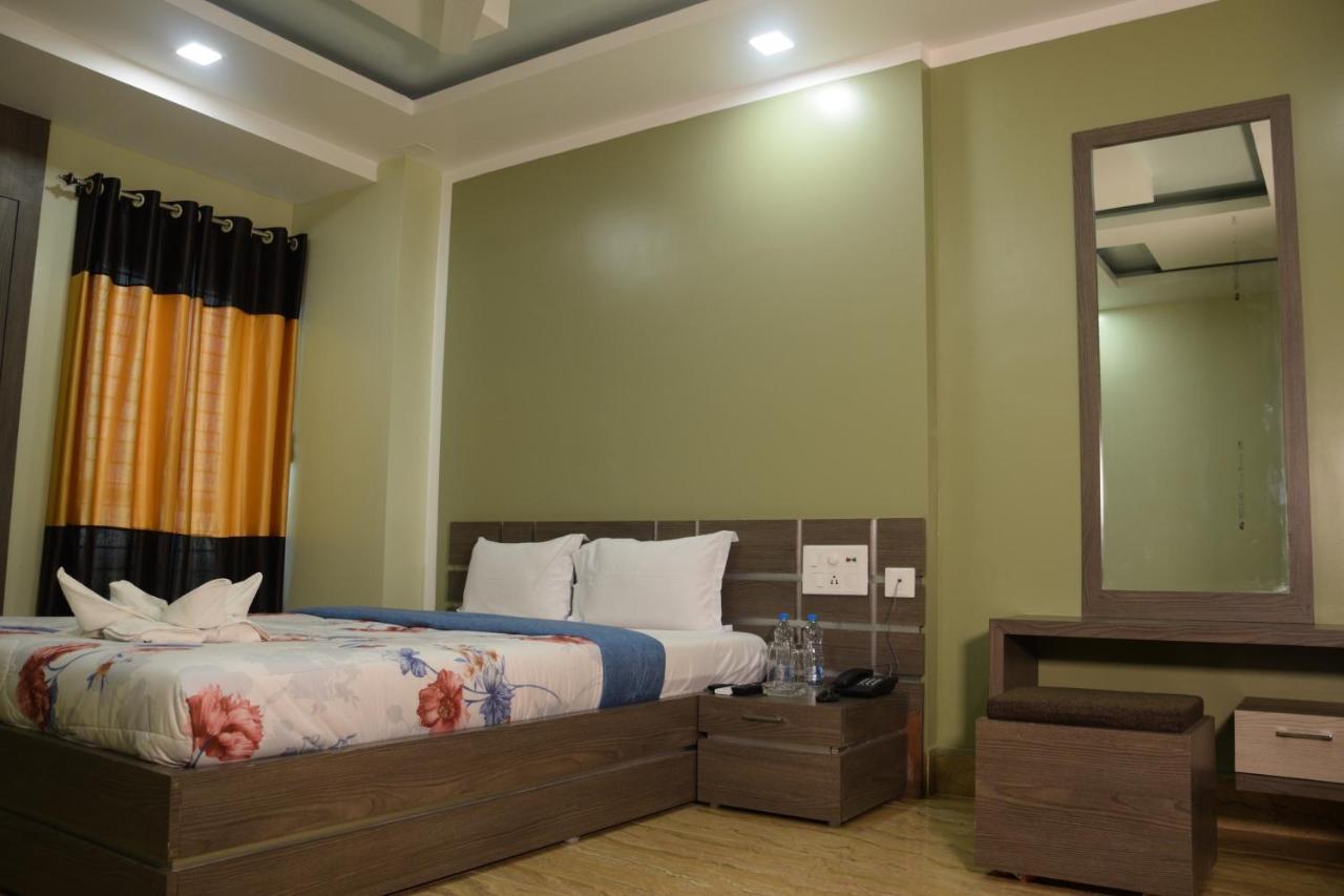 Hotel Nandini Baharampur Ngoại thất bức ảnh